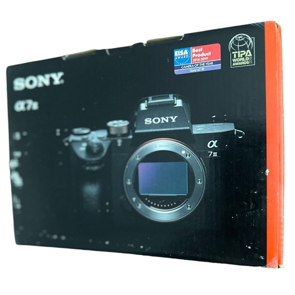 Sony - Alpha a7 III Mirrorless 4K Video Camera (Body Only) - Black - Picture 8 of 16